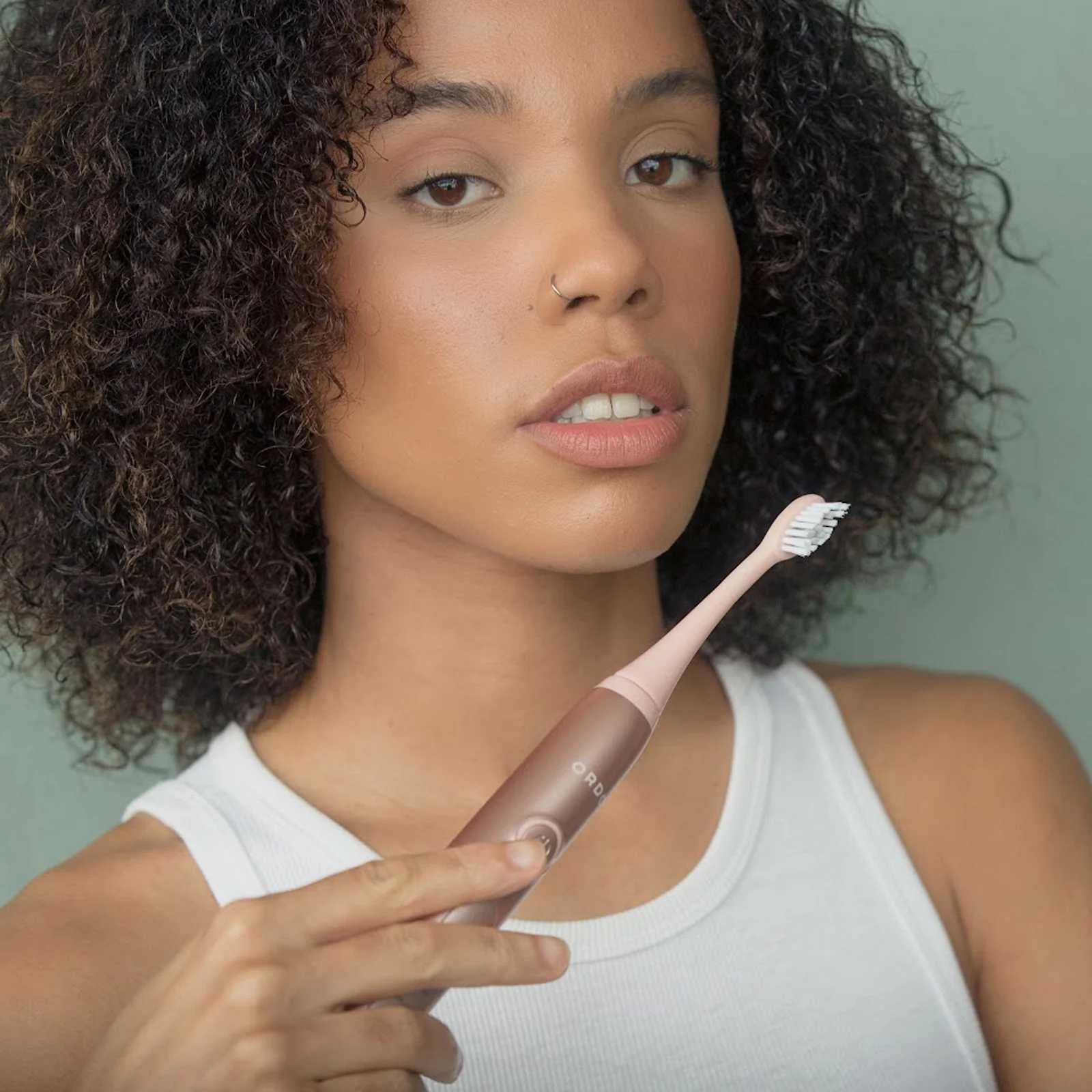 Ordo Rose Gold Sonic Toothbrush & Complete Oral Care Kit (Worth £84.99) - Image 3